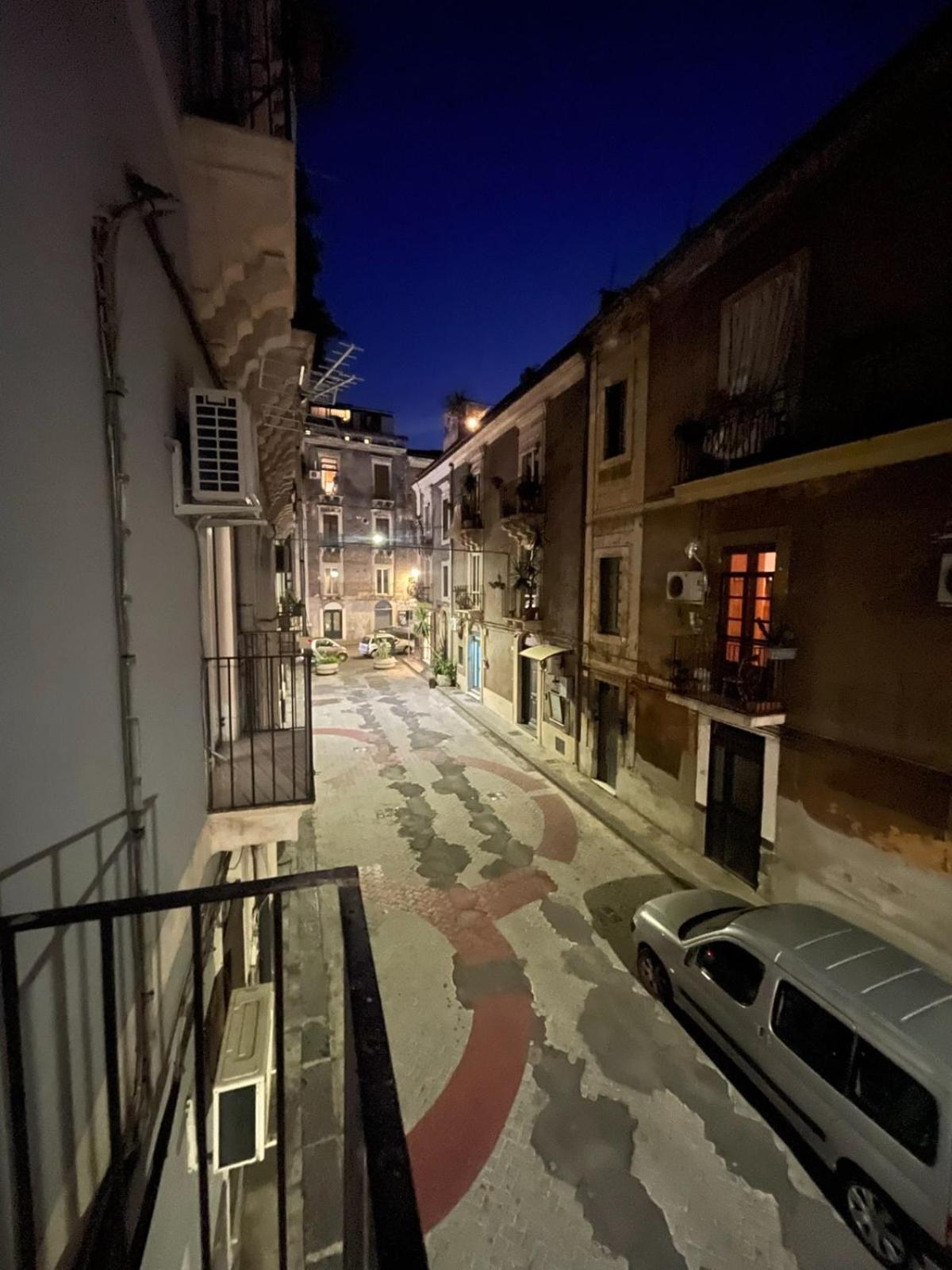La Casa Di Carta Al Duomo Apartment Catania Exterior photo